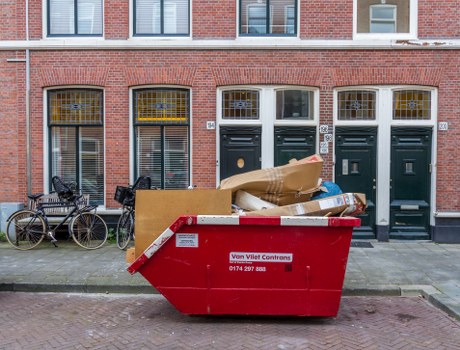 Commercial waste removal services in an office setting